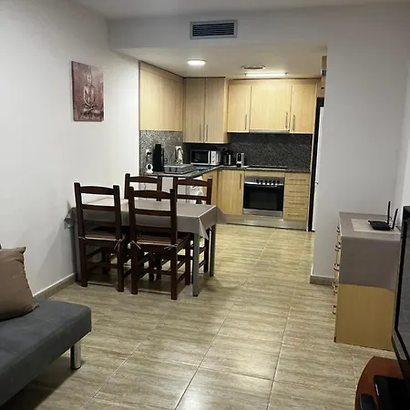 Central Apartment דירה יורט דה מאר